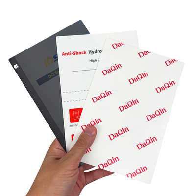 digunakan untuk mesin pemotong pembuatan pelindung layar ponsel pabrik bahan baku film nano hydrogel tpu