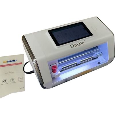 Mesin pemotong auto-feed untuk pelindung telepon khusus