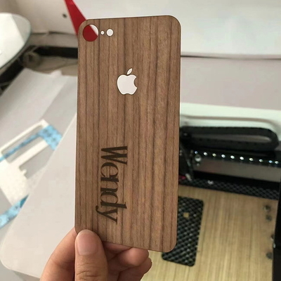 Daqin Nano Pelindung Layar Kaca Tempered Mesin Pemotong Laser 50W Dengan Ukiran