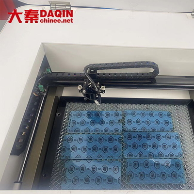 Mesin Pemotong Laser Pelindung Layar Daqin Untuk Kaca Tempered 30W