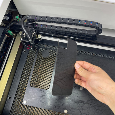 Pelindung Layar 9HD Penutup Belakang Ponsel Desain Stiker Mesin Pemotong Laser