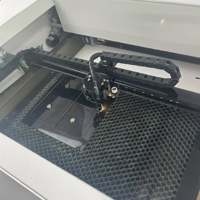 Tempered Glass Screen Protector Laser Cutting Machine Untuk Telepon Aksesoris Distributor Solusi C188