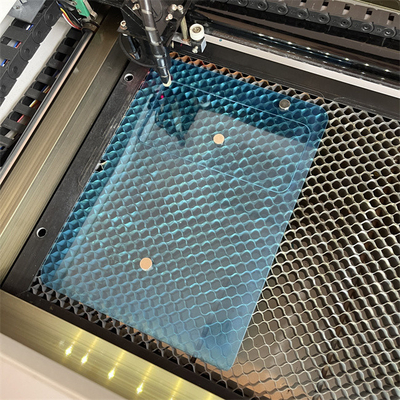 Tempered Glass Screen Protector Laser Cutting Machine Untuk Telepon Aksesoris Distributor Solusi C188