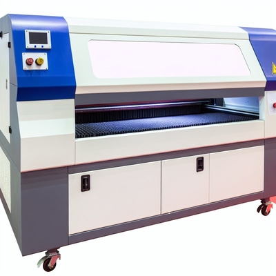 AC220V/50Hz Screen Protector Laser Cutting Machine dengan pendinginan air sirkulasi dan ketebalan pemotongan 0,5MM